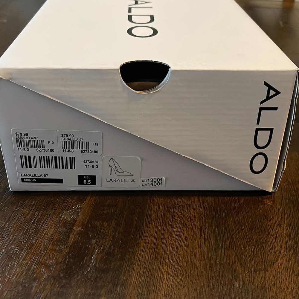 Aldo Laralilla heels